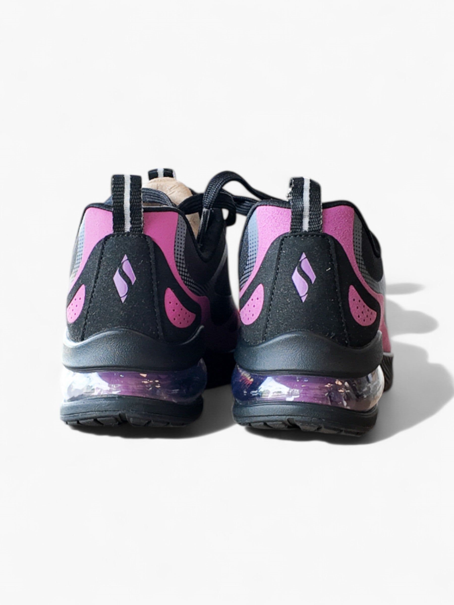 Skechers