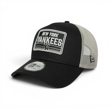 Yankees Patch Trucker