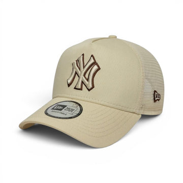 Outline Yankees Trucker Beige