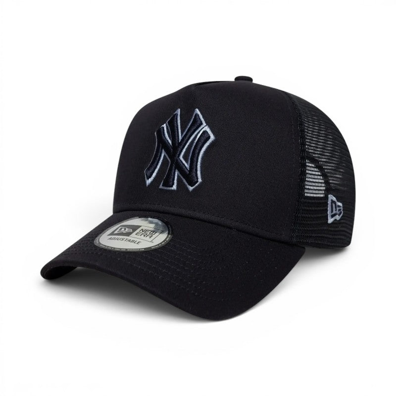 Outline Yankees Trucker Dark Blue